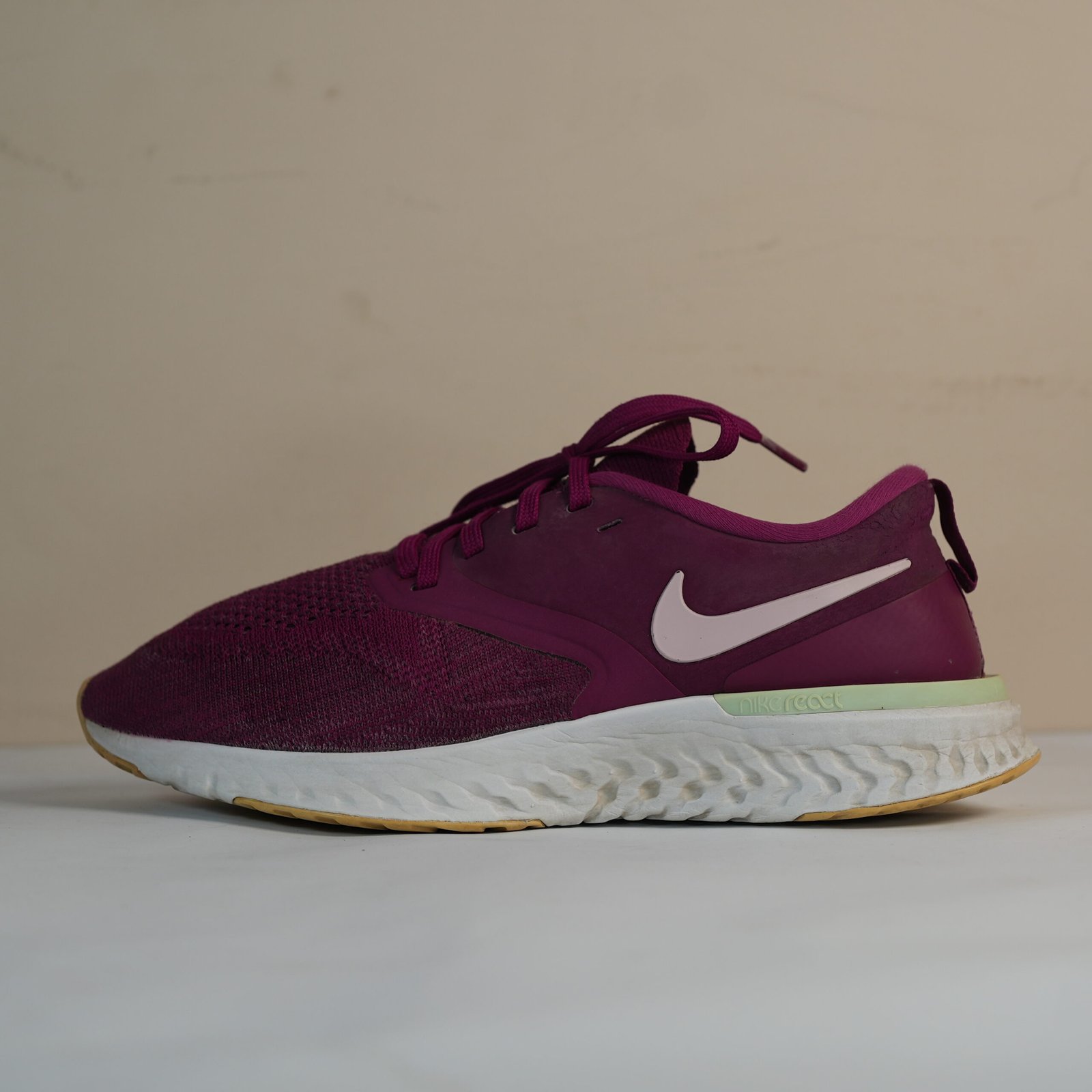 W Nike Odyssey React 2