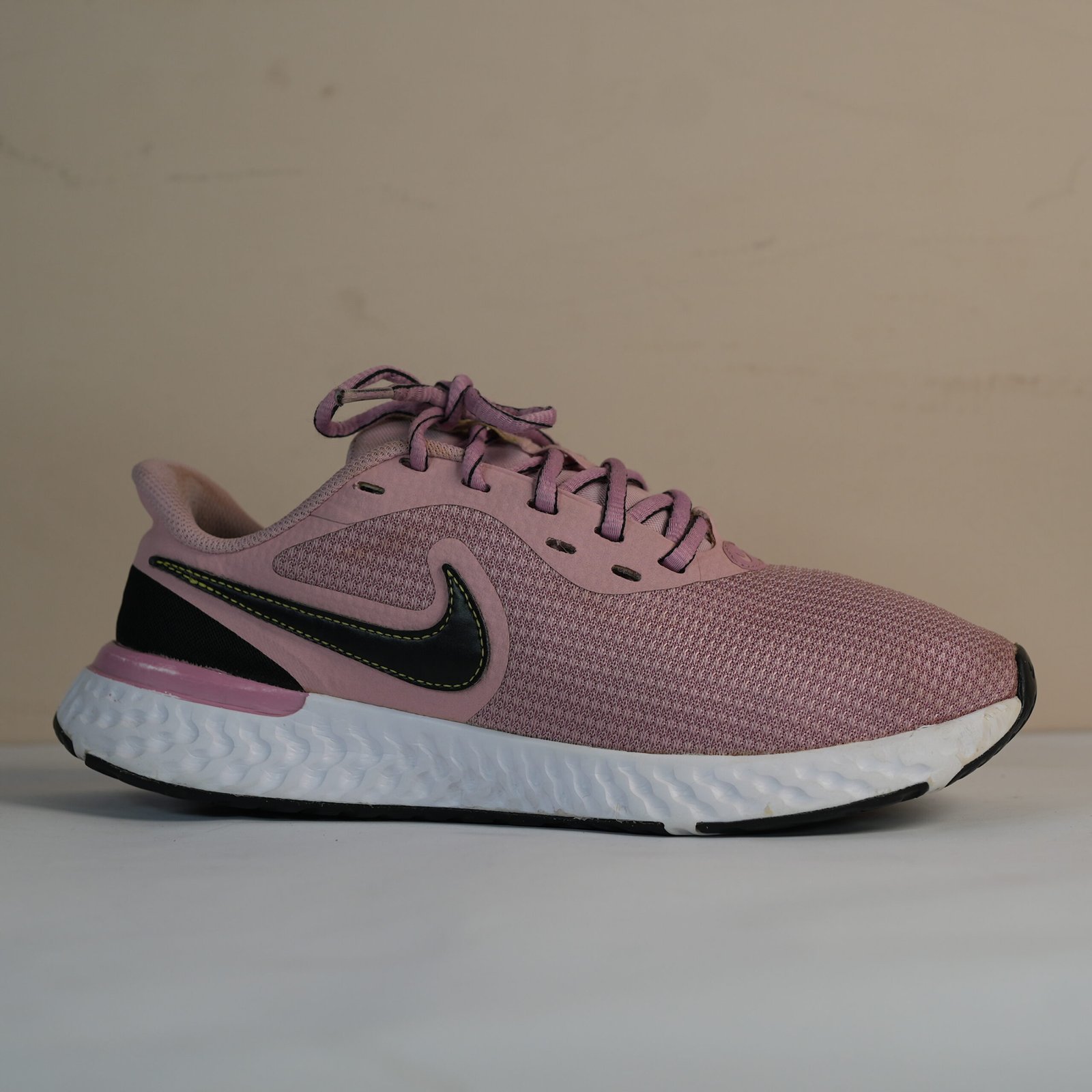 Nike Revolution 5 Ext Women