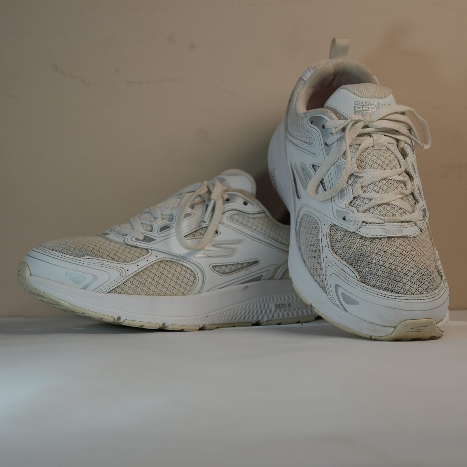 Skechers Men's Lace-Up Running