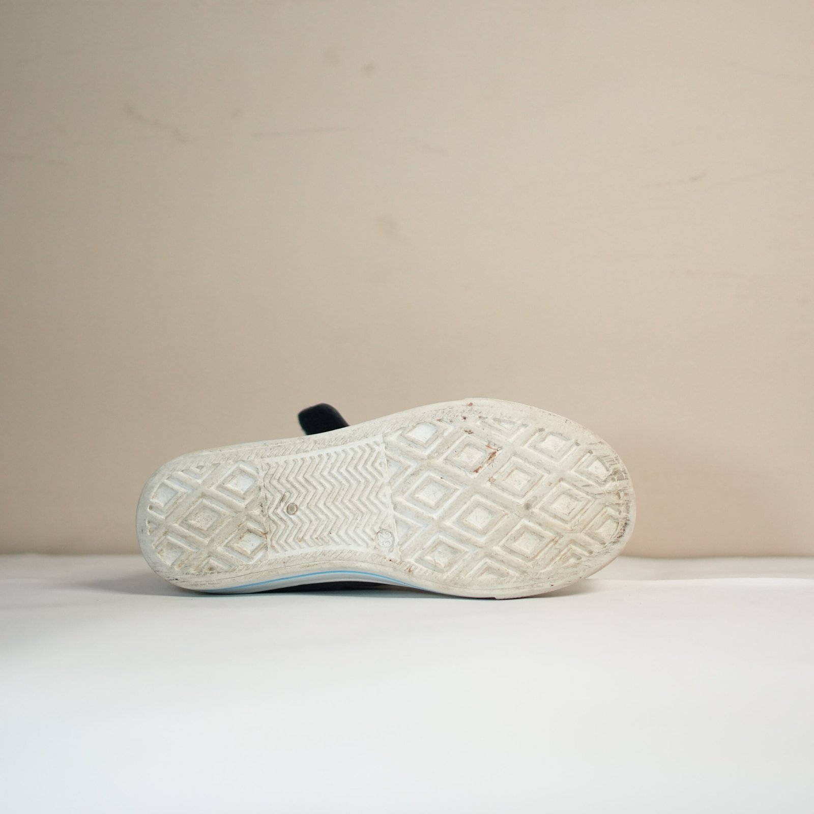 blue casual shoes for girls - Image 4