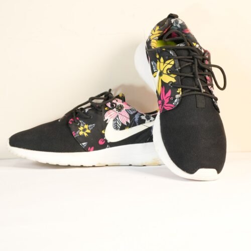The Nike Roshe Run Print Black Floral Has Already Launched